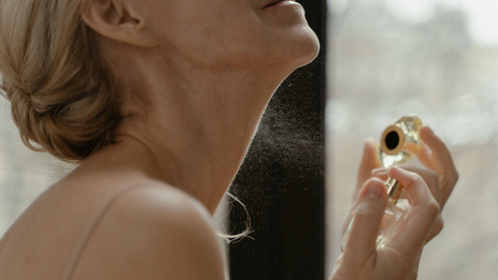 The Art of Applying Perfume the Right Way